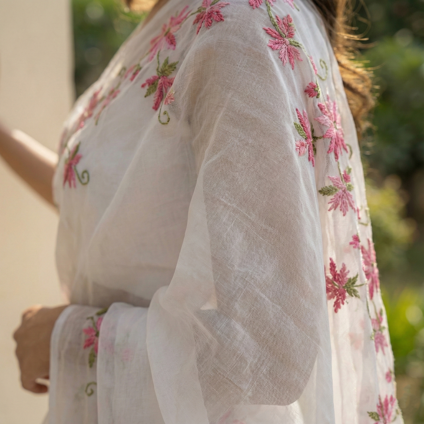 White kota doria saree with pink flower